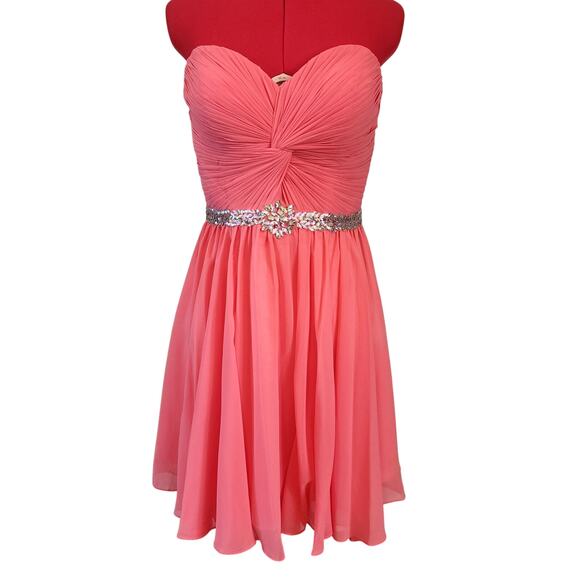 Cinderella Divine Coral Peach Pink Strapless Knee Length Fit n Flare Size 14 - Picture 1 of 5